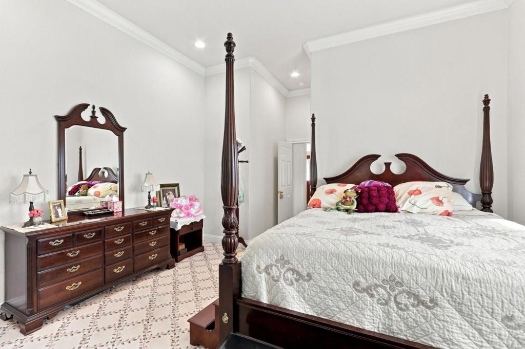 68 Pierce Avenue Property Photo 21
