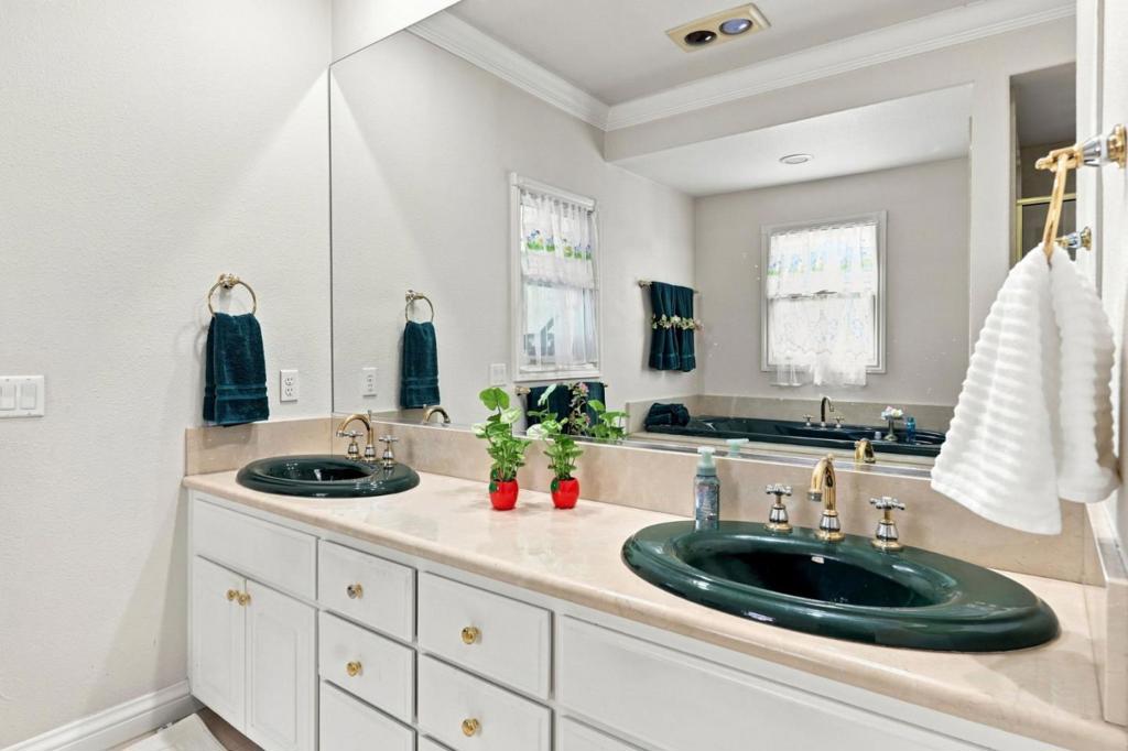 68 Pierce Avenue Property Photo 30