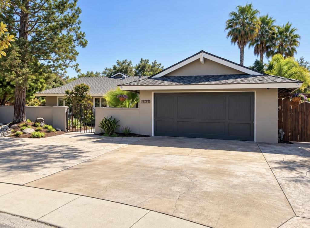 22484 Estoque Place Property Photo 1