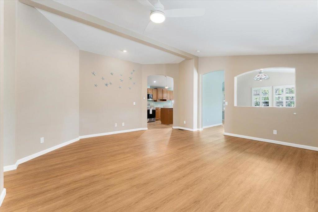 300 Plum Street 77 Property Photo 13