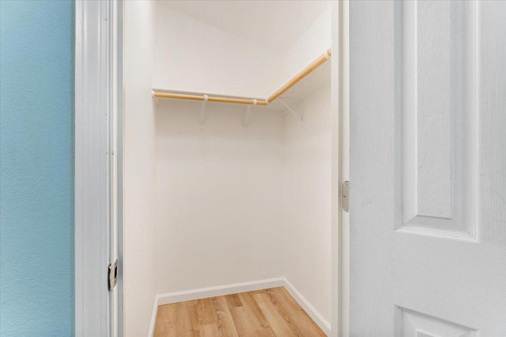 300 Plum Street 77 Property Photo 33