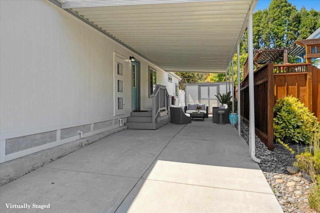 300 Plum Street 77 Property Photo 51