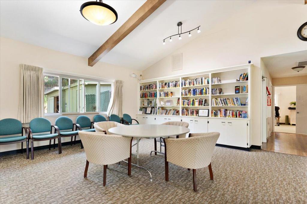 300 Plum Street 77 Property Photo 63