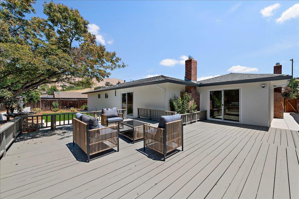 3681 Mace Court Property Photo 8
