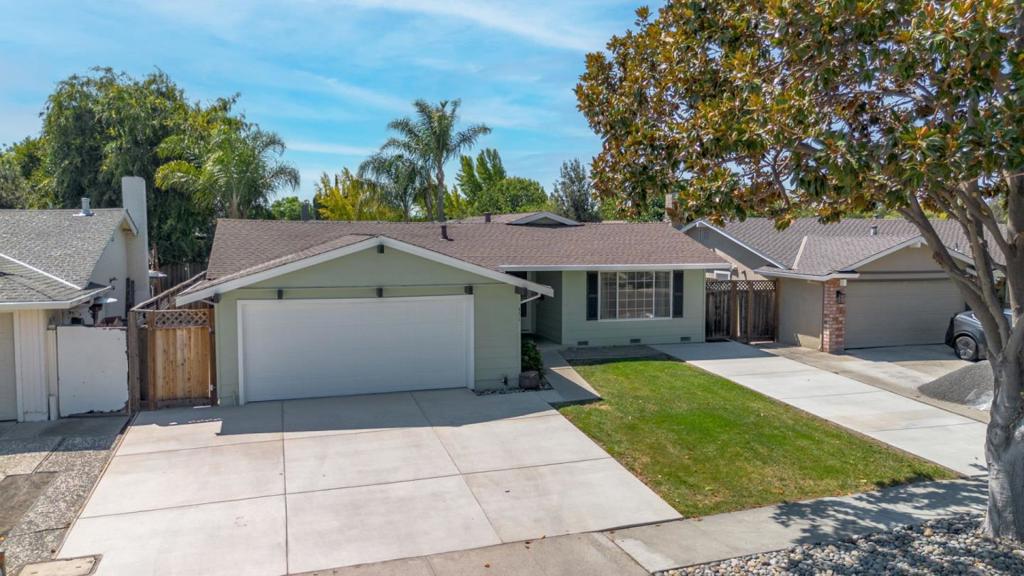 451 Santa Mesa Drive Property Photo 4