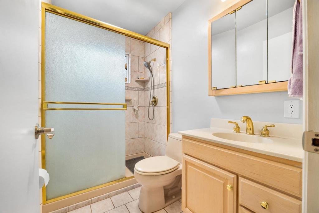 3129 Lynscott Drive Property Photo 12