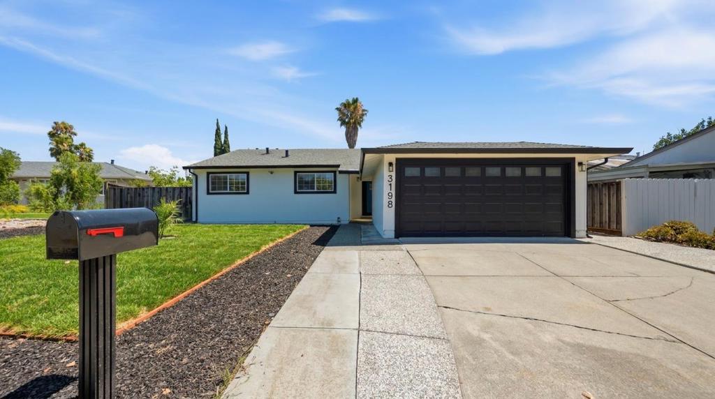 3198 Knights Bridge Road Property Photo 1