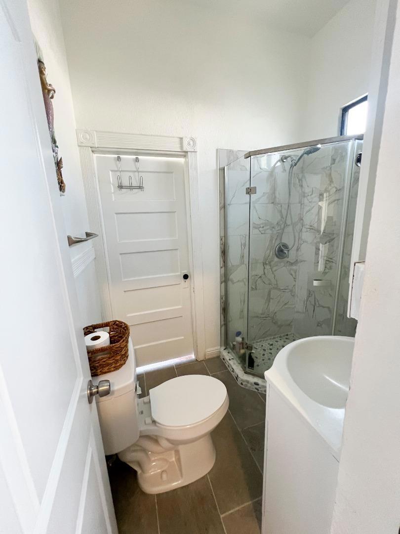219 Harvest Street Property Photo 8