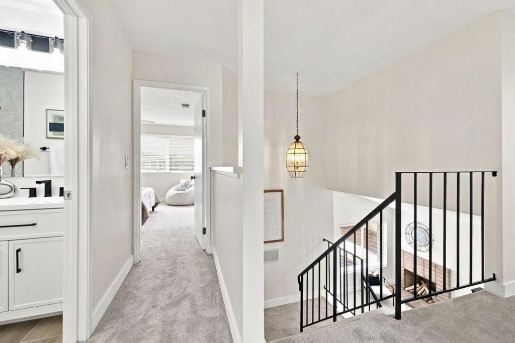 2518 Edgefield Court Property Photo 23