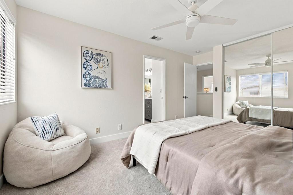 2518 Edgefield Court Property Photo 32
