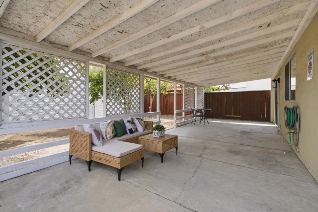 2518 Edgefield Court Property Photo 38