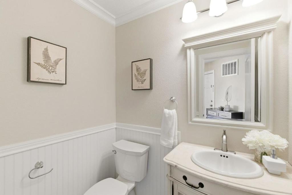 1232 Copper Peak Lane Property Photo 5