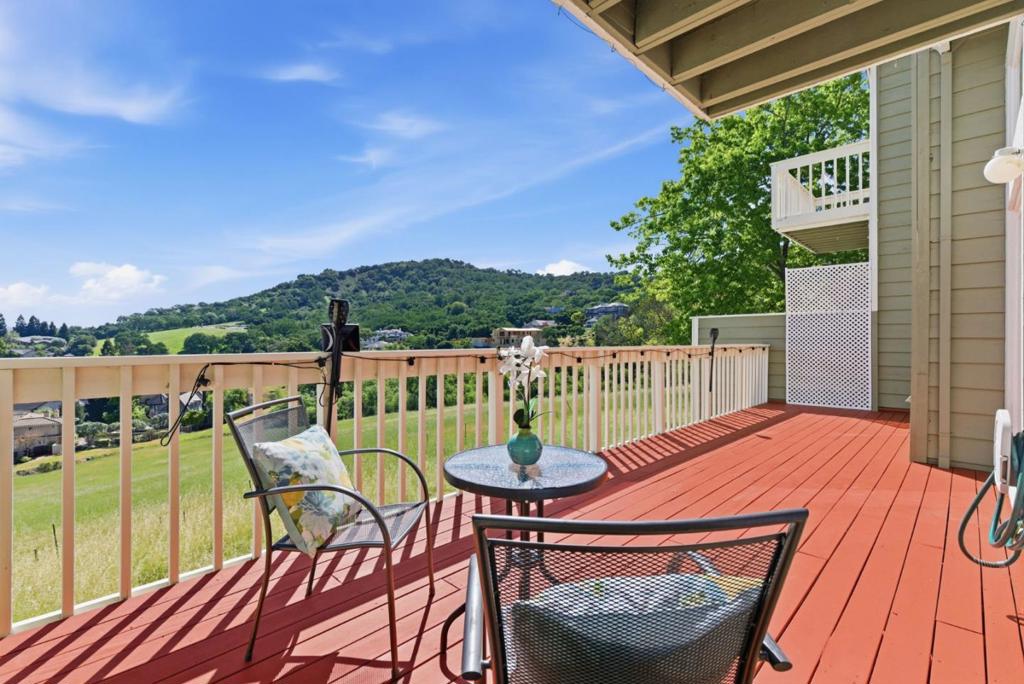 1232 Copper Peak Lane Property Photo 23