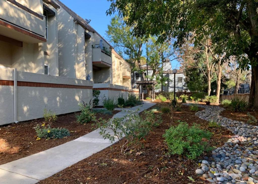 1672 Branham Park Place Property Photo 1
