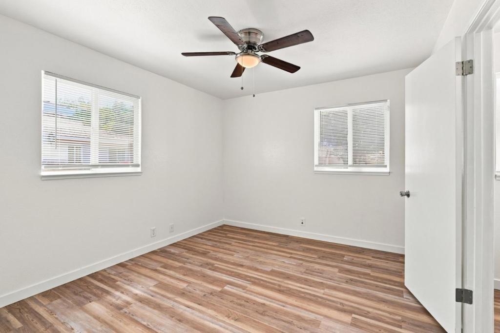 1909 Evergreen Avenue Property Photo 22