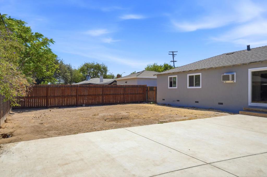 1909 Evergreen Avenue Property Photo 26