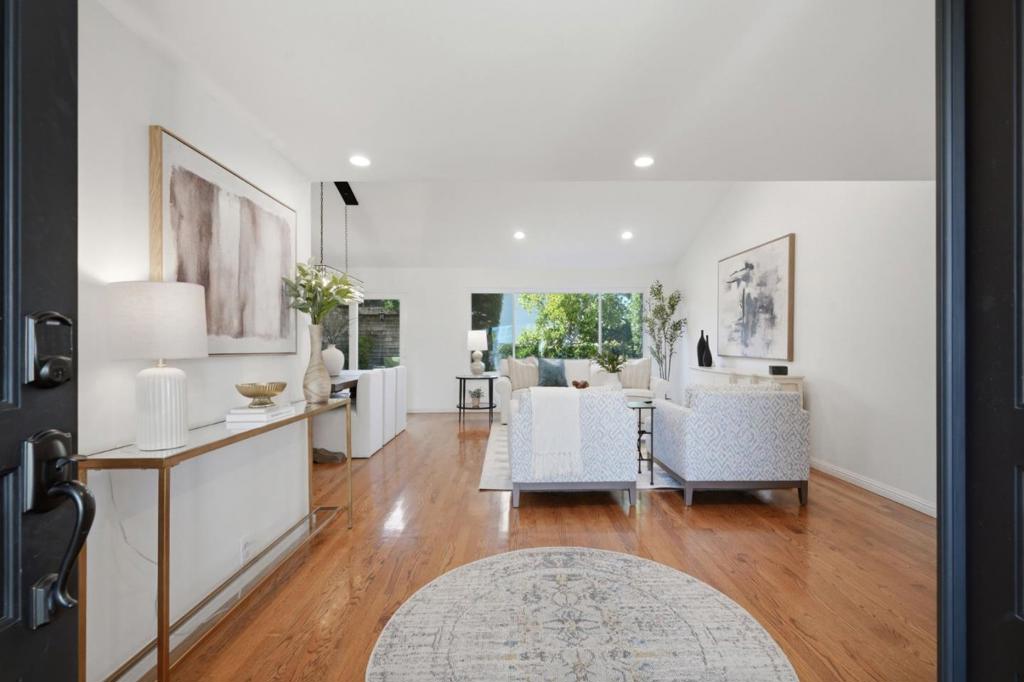 7098 Bret Harte Drive Property Photo 4