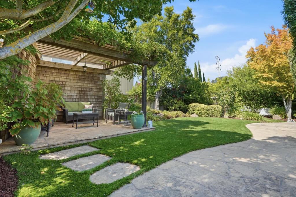 7098 Bret Harte Drive Property Photo 32