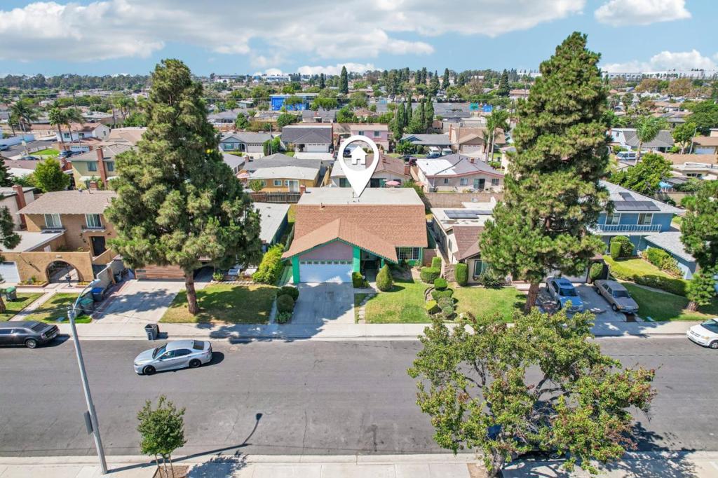 1129 E Helmick Street Property Photo 47