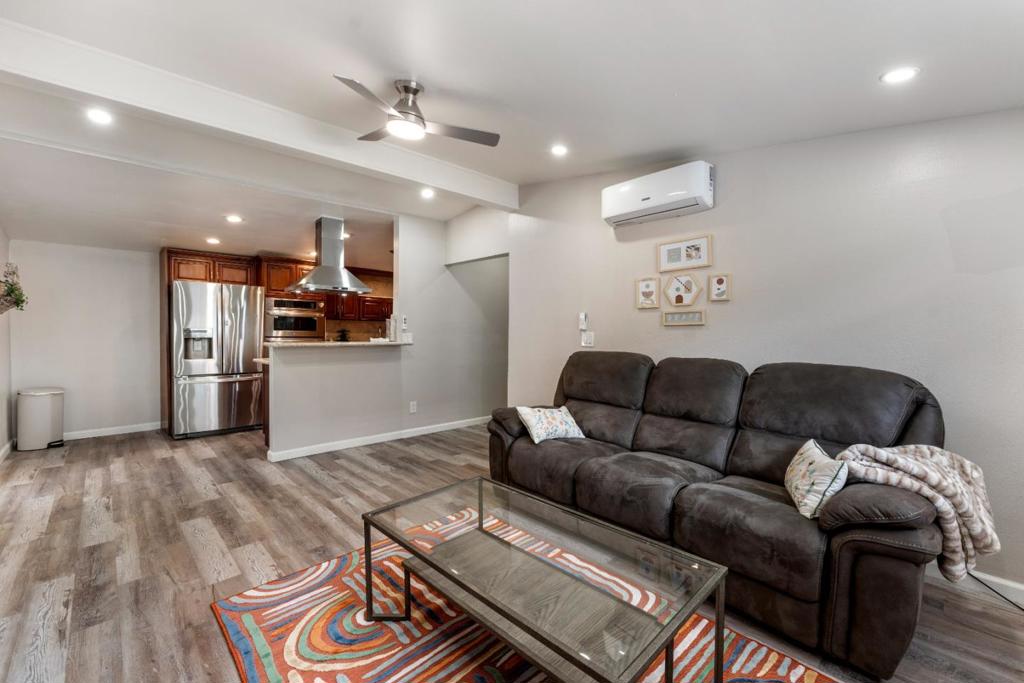 4143 Bullard Street Property Photo 10