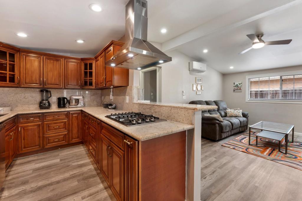 4143 Bullard Street Property Photo 15