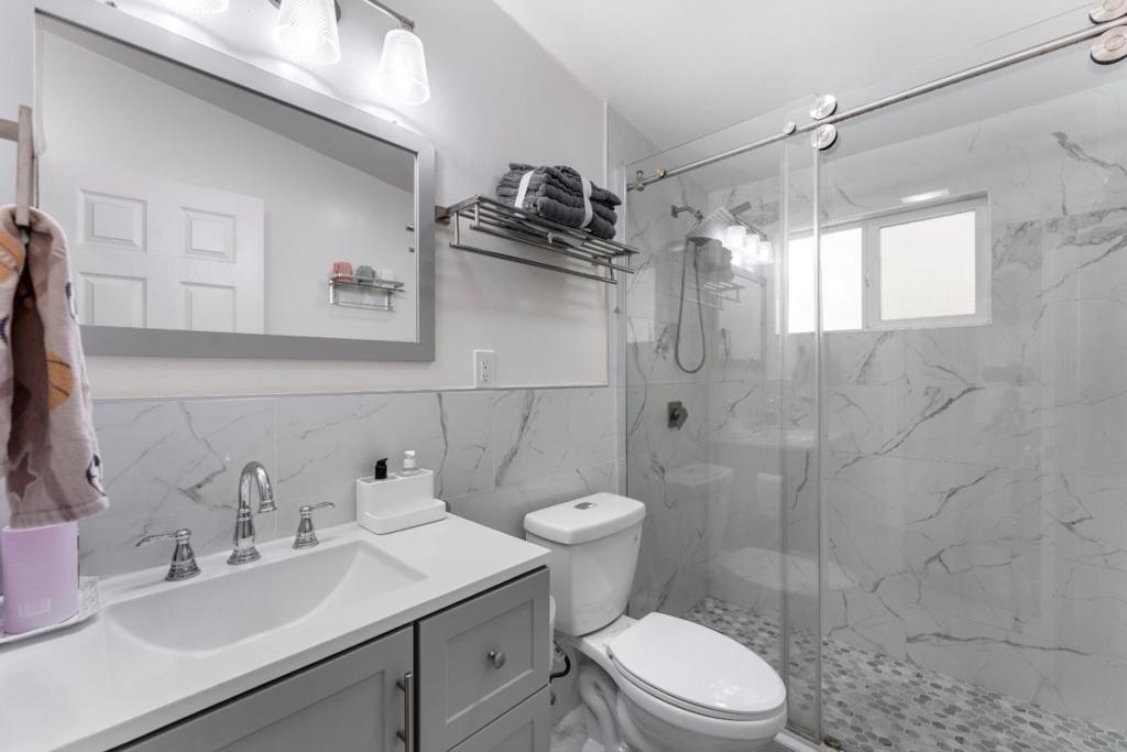 4143 Bullard Street Property Photo 22
