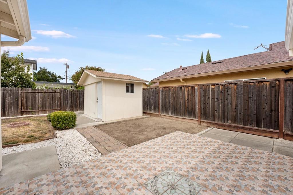4143 Bullard Street Property Photo 25