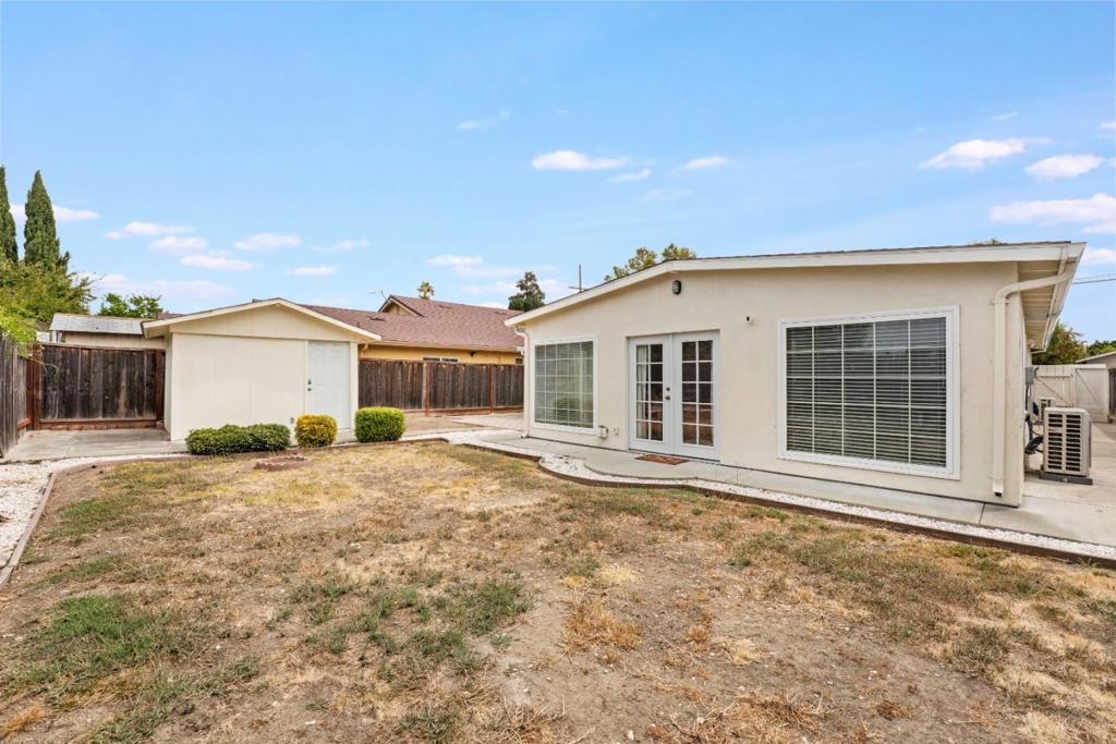 4143 Bullard Street Property Photo 28
