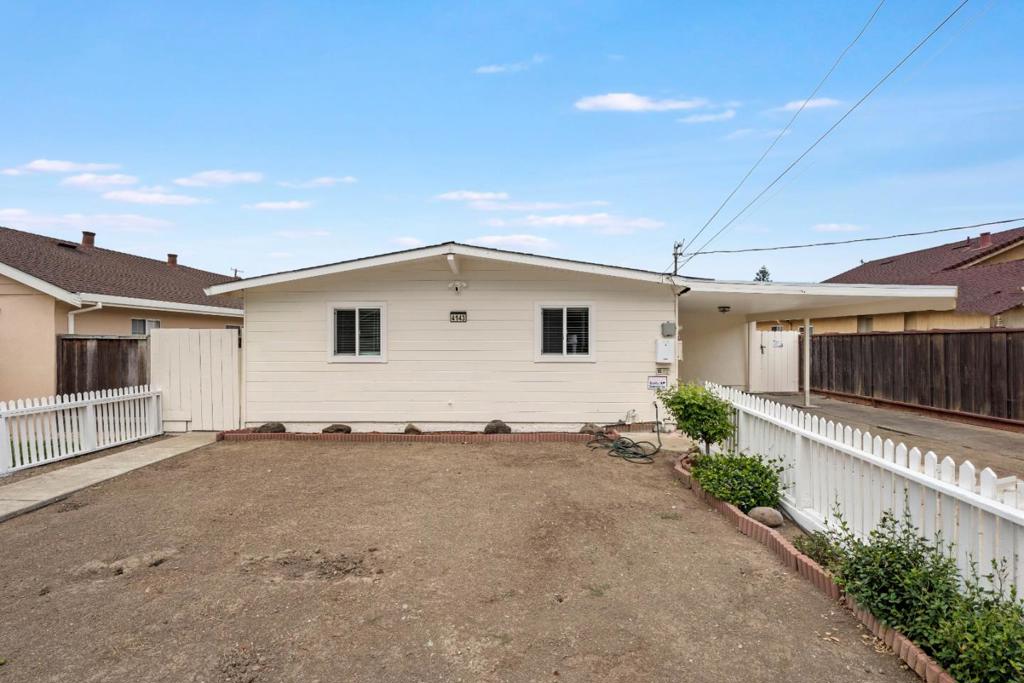 4143 Bullard Street Property Photo 33