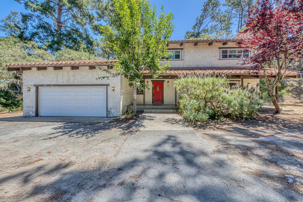 1095 Pacific Street Property Photo 1