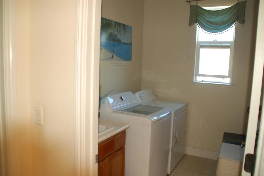 ML82056347 Property Photo 27