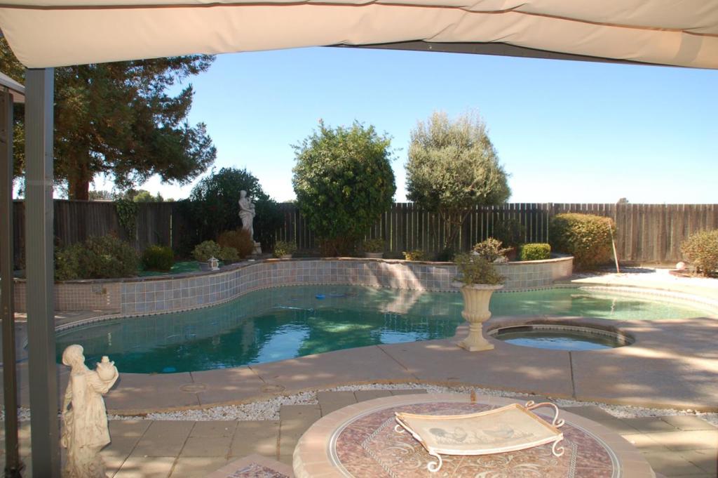 ML82056347 Property Photo 30