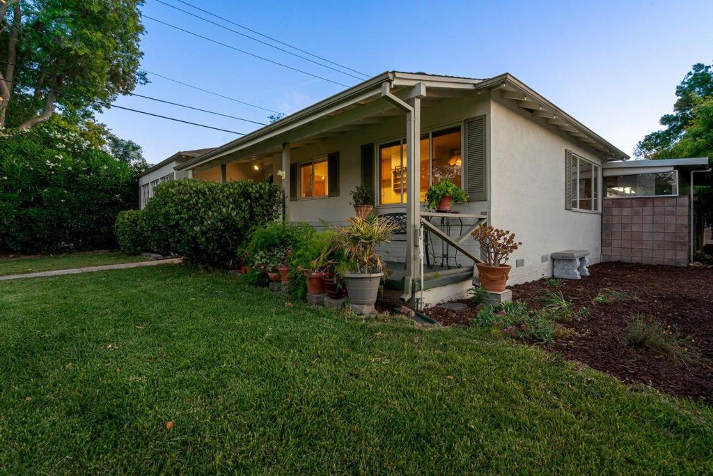 748 Bucher Avenue Property Photo 4