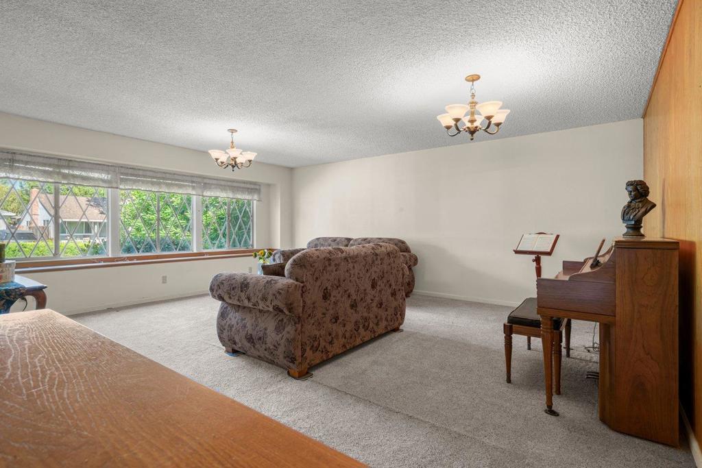 748 Bucher Avenue Property Photo 11