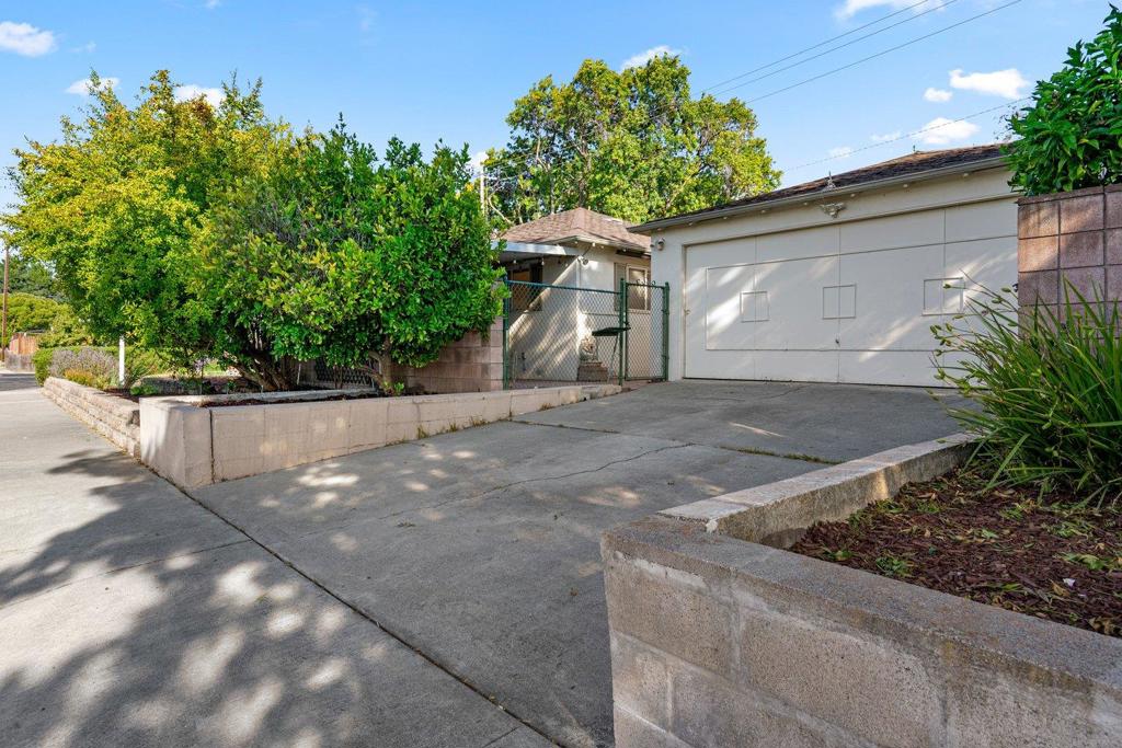 748 Bucher Avenue Property Photo 40