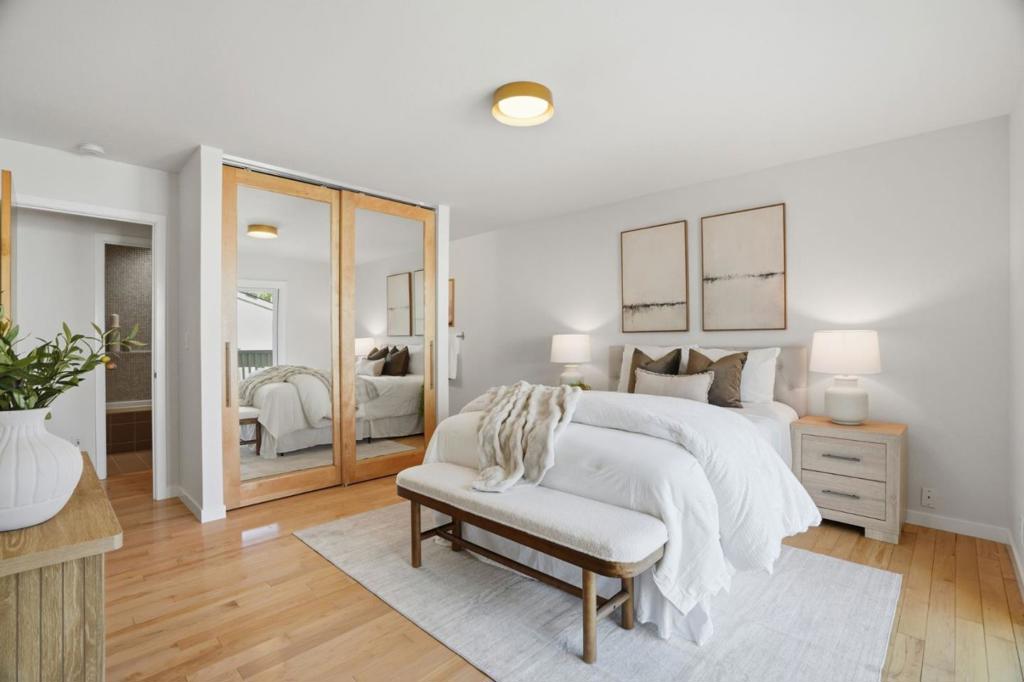10977 Northseal Square Property Photo 17