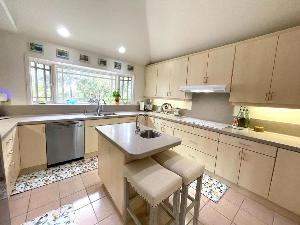 254 Lincoln Street Property Photo 13