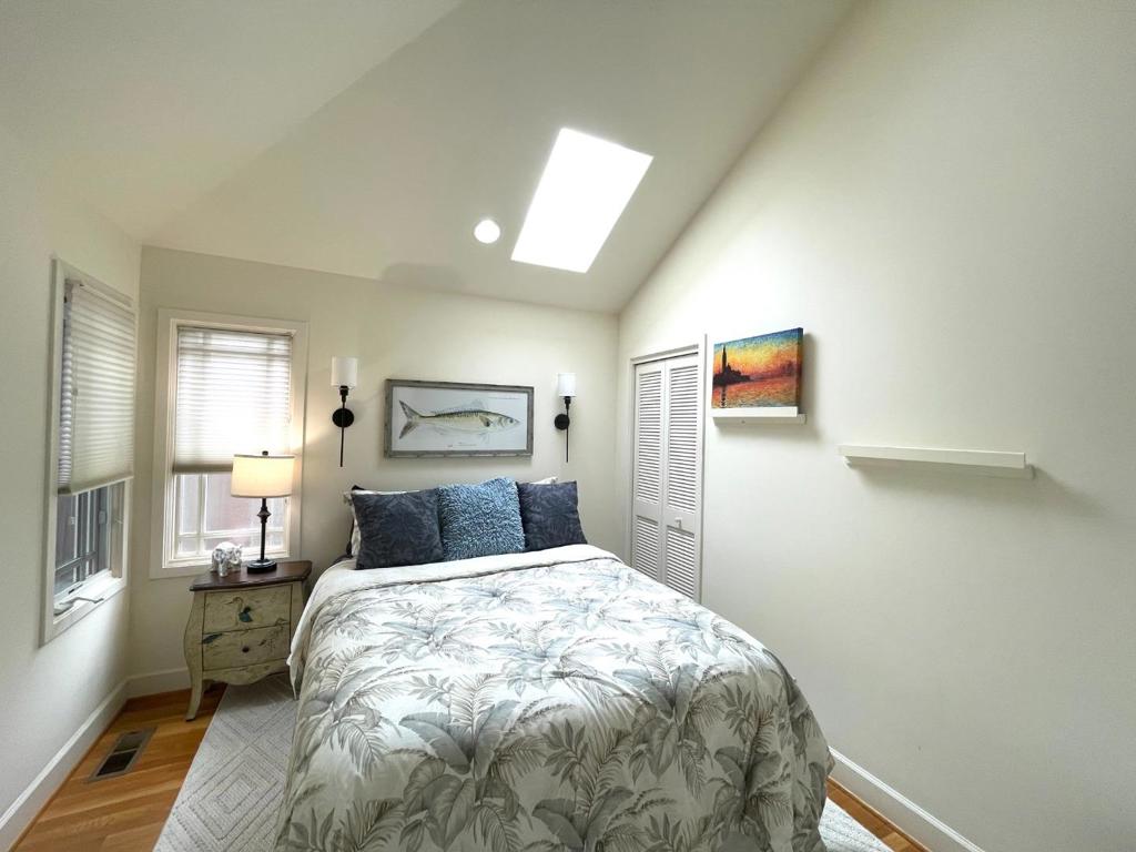 254 Lincoln Street Property Photo 28