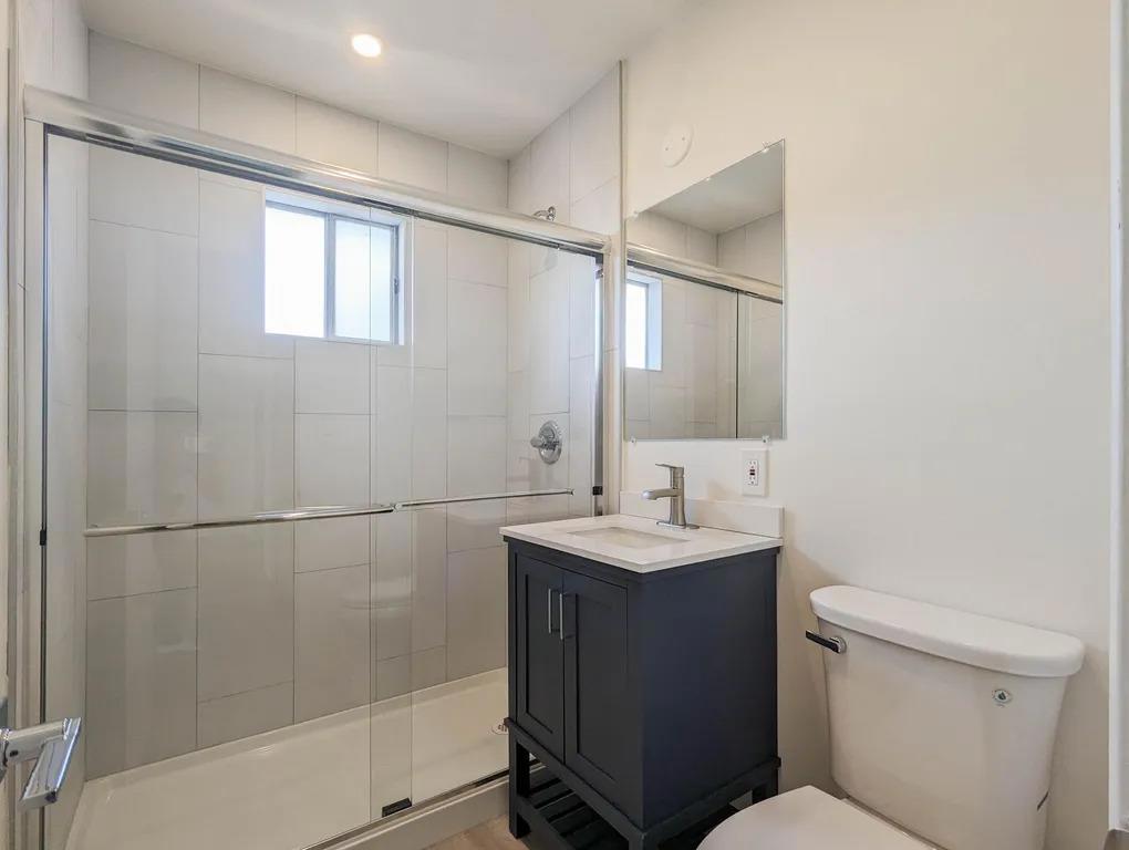 165 Monroe Street Property Photo 10