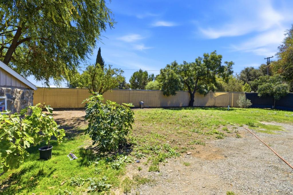 10095 Monterey Road Property Photo 11