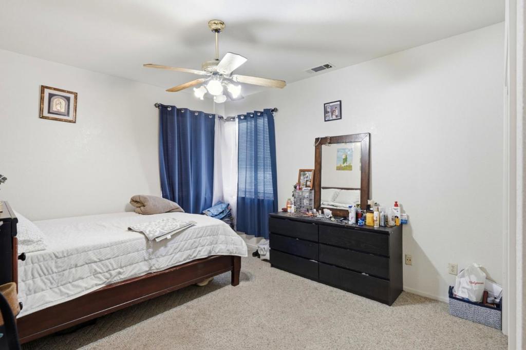 725 Everest Street Property Photo 9