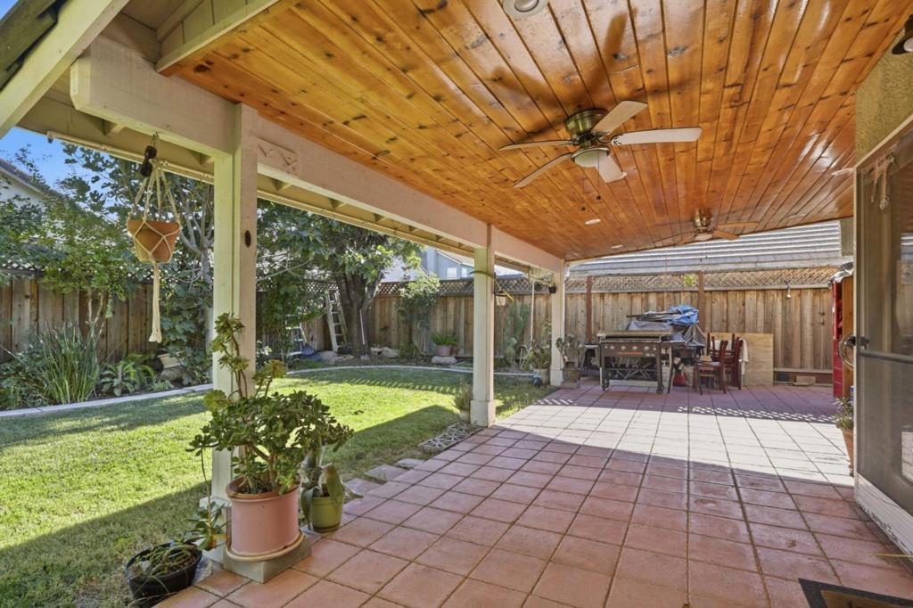 725 Everest Street Property Photo 16