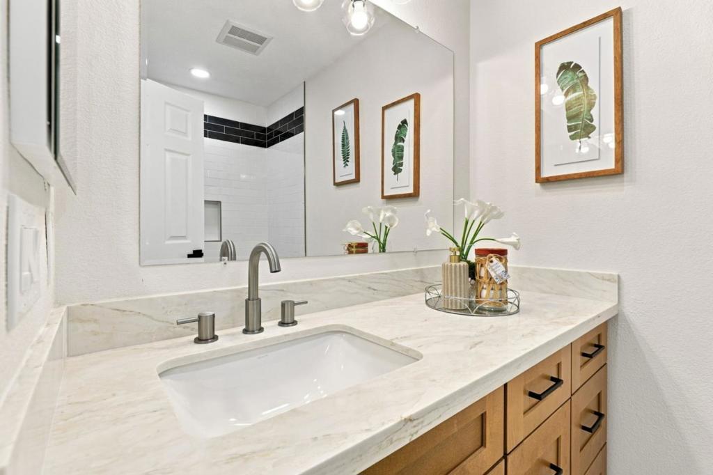 1385 Kelly Park Circle Property Photo 32