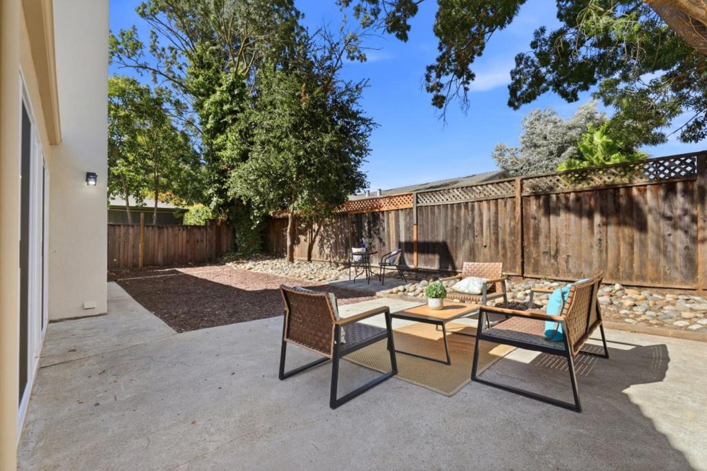 1385 Kelly Park Circle Property Photo 33
