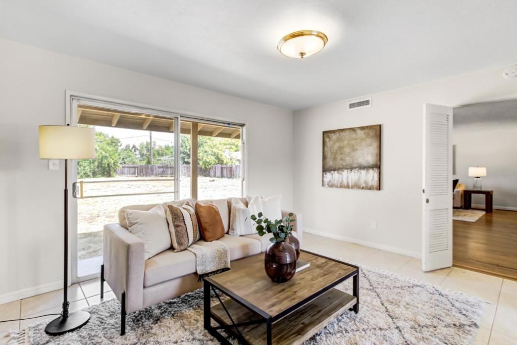 2724 Doris Court Property Photo 16