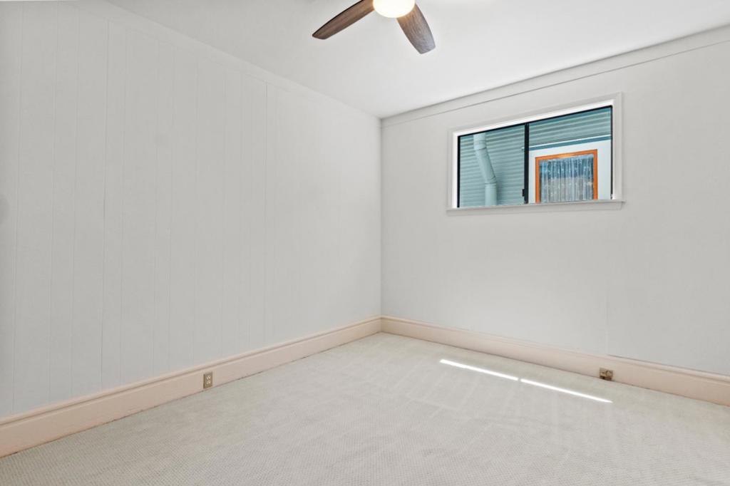 202 Watson Street Property Photo 32