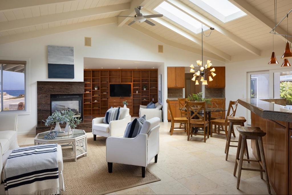 1209 Ocean View Boulevard Property Photo 2