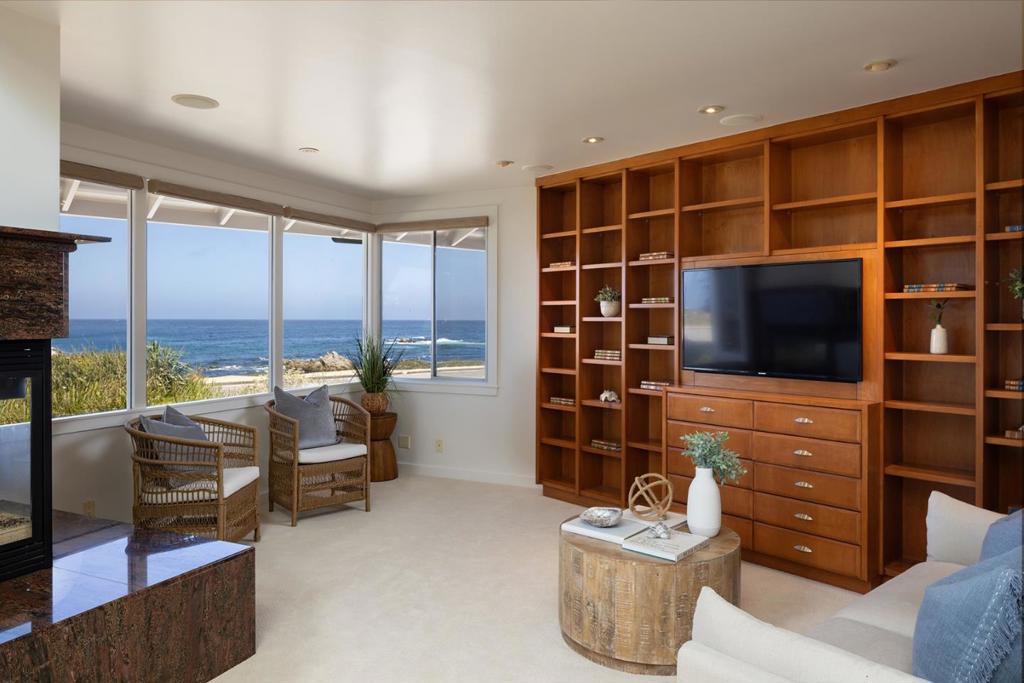 1209 Ocean View Boulevard Property Photo 4
