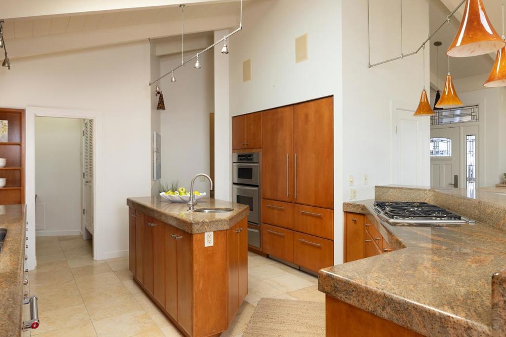 1209 Ocean View Boulevard Property Photo 9