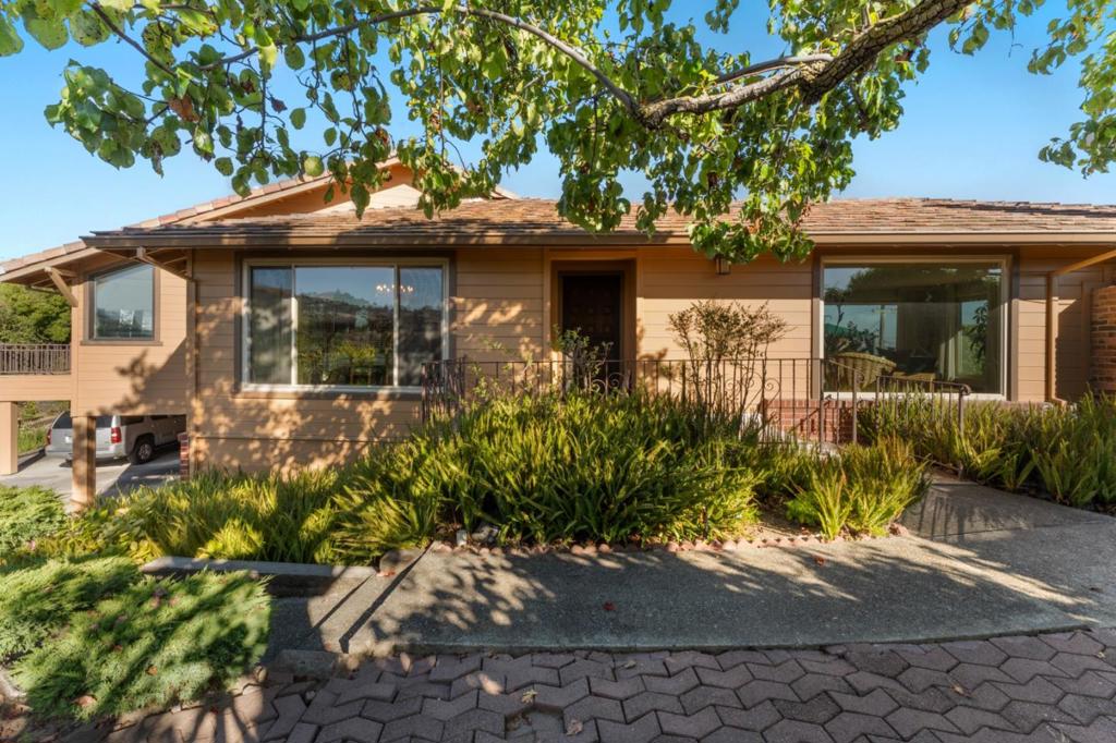 11081 Enchanto Vista Drive Property Photo 4